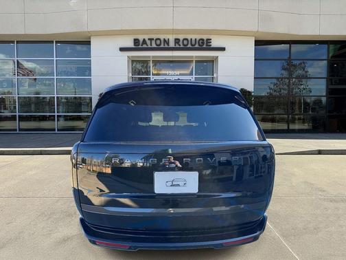 2026 Land Rover Range Rover P400 SE