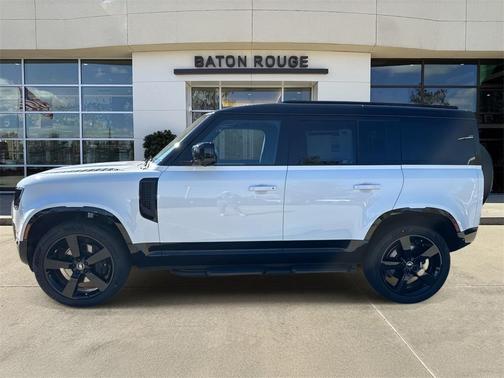 2025 Land Rover Defender P400 X-Dynamic SE