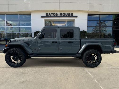 Anvil Clearcoat 2025 Jeep Gladiator Sport