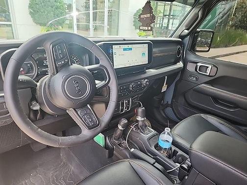 Anvil Clearcoat 2025 Jeep Gladiator Sport