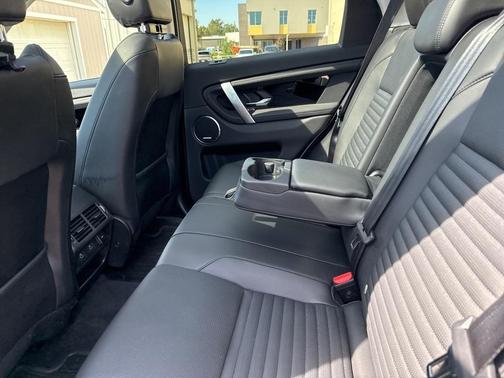 2024 Land Rover Discovery Sport Core S