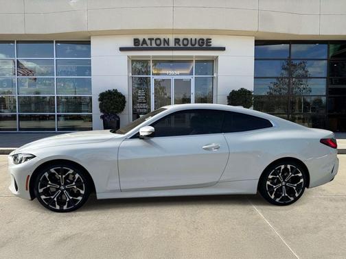 Mineral White Metallic 2025 BMW 430 i