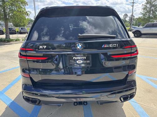 Carbon Black Metallic 2026 BMW X7 M60i