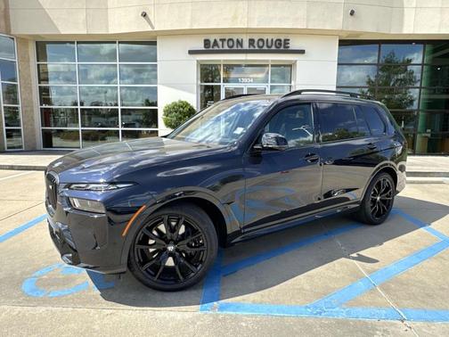 Carbon Black Metallic 2026 BMW X7 M60i