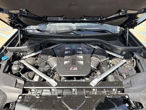 Carbon Black Metallic 2026 BMW X7 M60i