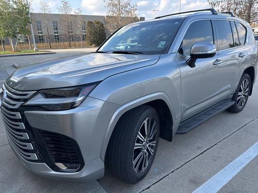 2025 Lexus LX 600 Luxury