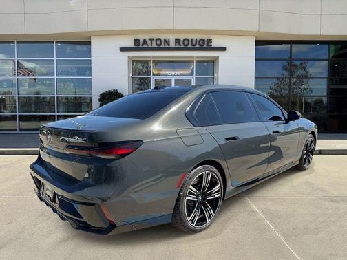 Dravit Gray Metallic 2023 BMW 740 i