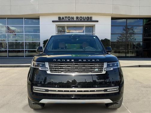 2025 Land Rover Range Rover P400 SE 7 Seat