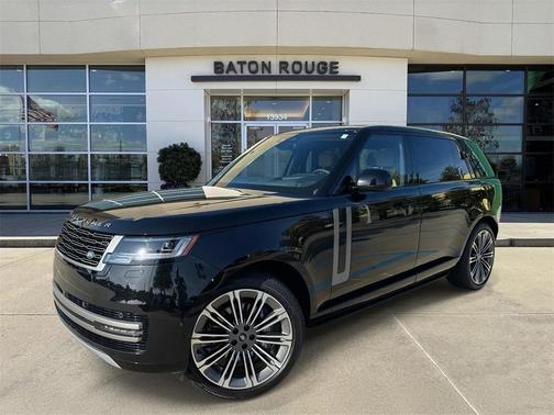 2025 Land Rover Range Rover P400 SE 7 Seat