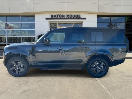 2025 Land Rover Defender P400 X-Dynamic SE