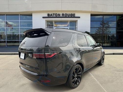 2025 Land Rover Discovery P360 Dynamic SE