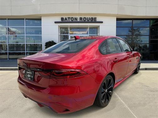 2024 Jaguar XF R-Dynamic SE