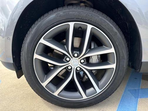 Eiger Grey 2023 Land Rover Range Rover Sport SE