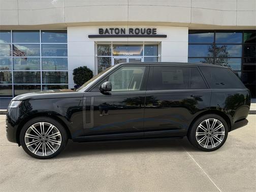 2025 Land Rover Range Rover P530 SE 7 Seat