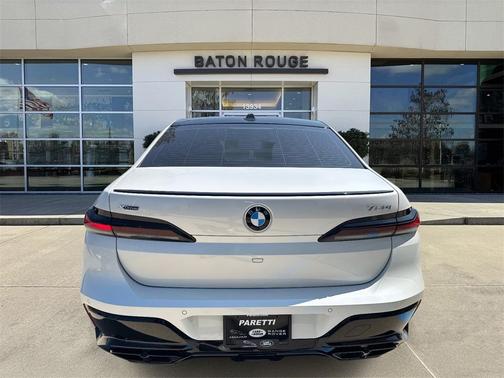 2023 BMW 760 760i xDrive