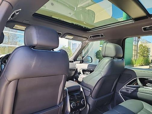 Santorini Black 2023 Land Rover Range Rover P400 SE