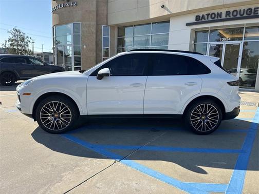 2019 Porsche Cayenne Base