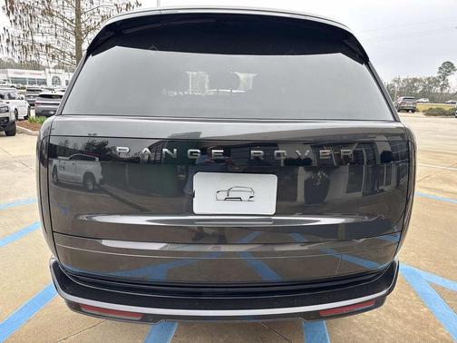 2026 Land Rover Range Rover SE