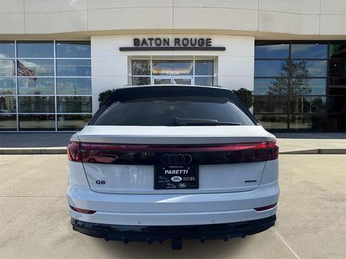 2025 Audi Q8 55 Premium