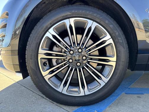 2024 Land Rover Range Rover Evoque Dynamic SE