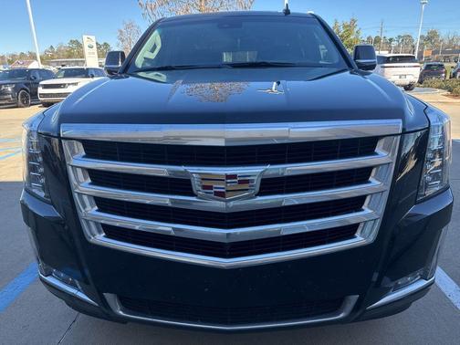 2020 Cadillac Escalade ESV Luxury