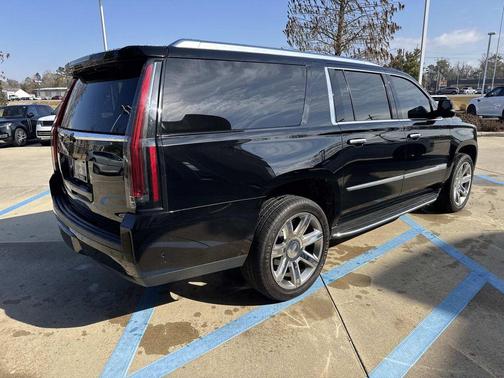 2020 Cadillac Escalade ESV Luxury