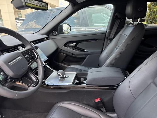 2024 Land Rover Range Rover Evoque Dynamic SE