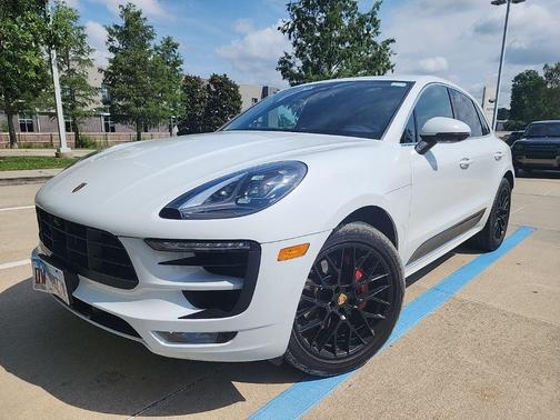 White 2018 Porsche Macan GTS