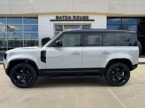 Borasco Grey 2026 Land Rover Defender P400 X-Dynamic SE