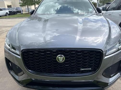 2025 Jaguar F-PACE P250 R-Dynamic S