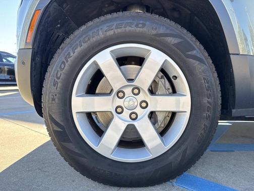 2021 Land Rover Defender 110 SE