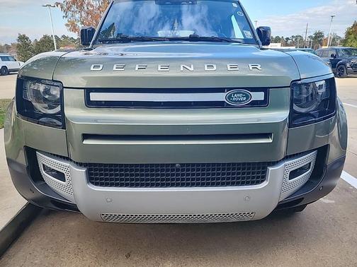 2021 Land Rover Defender 110 SE