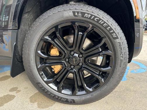 2026 Land Rover Defender 