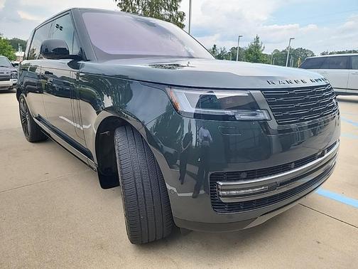2023 Land Rover Range Rover P530 SE