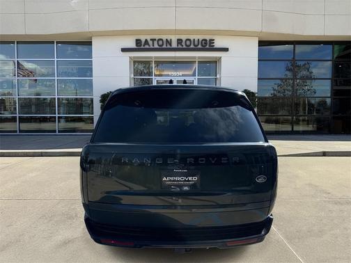 2023 Land Rover Range Rover P530 SE