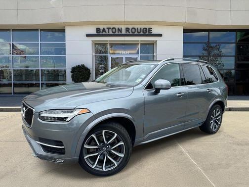 Gray Metallic 2019 Volvo XC90 T6 Momentum