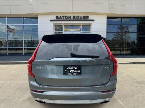 Gray Metallic 2019 Volvo XC90 T6 Momentum
