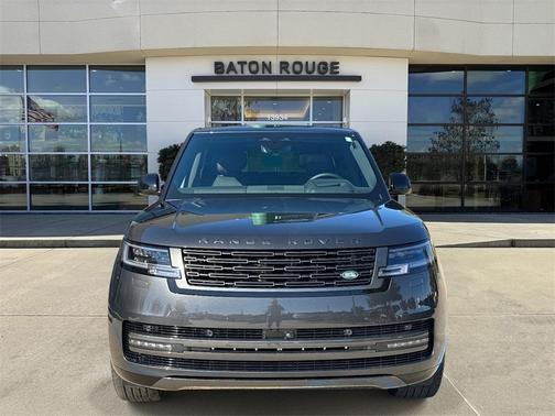 2025 Land Rover Range Rover P530 SE 7 Seat