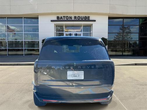 2025 Land Rover Range Rover P530 SE 7 Seat