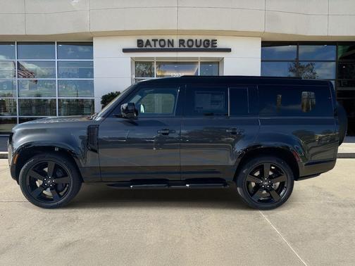 2025 Land Rover Defender P400 X-Dynamic SE