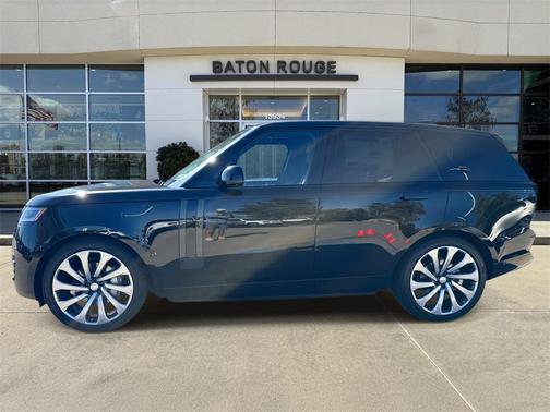 2025 Land Rover Range Rover P400 SE