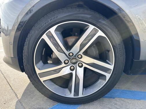 2024 Land Rover Discovery P360 Dynamic SE