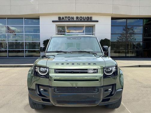 Woolstone Green 2026 Land Rover Defender P400 X-Dynamic SE