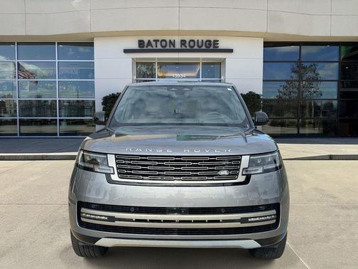 Eiger Grey 2026 Land Rover Range Rover P400 SE