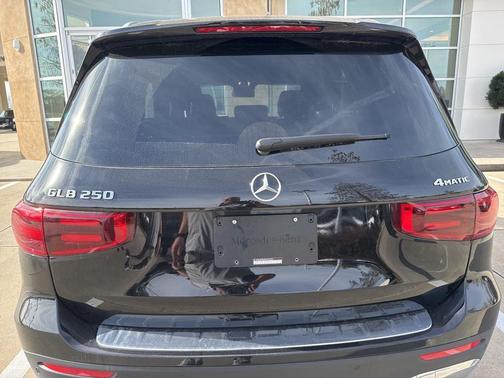 2024 Mercedes-Benz GLB 250 Base 4MATIC