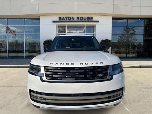 2025 Land Rover Range Rover P530 SE 7 Seat