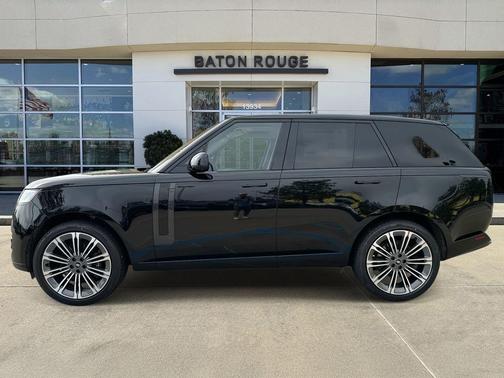 2025 Land Rover Range Rover P530 SE