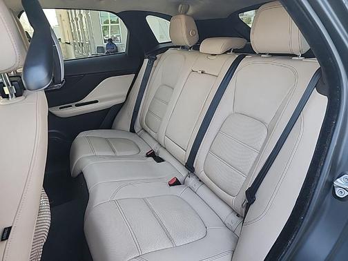 2020 Jaguar F-PACE 25t Prestige