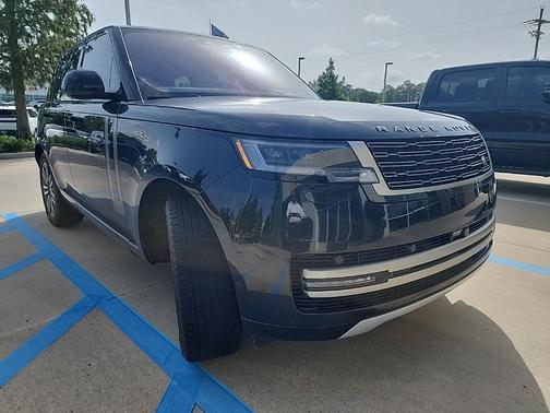 2023 Land Rover Range Rover P530 SE