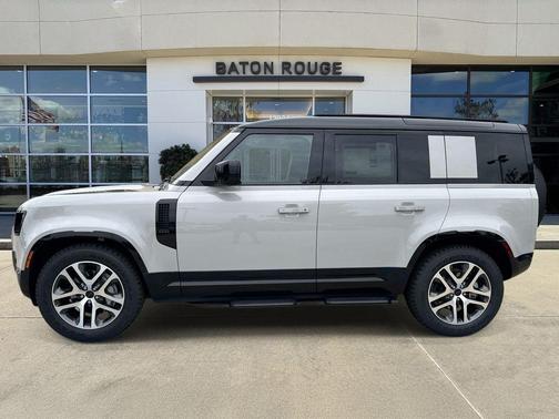 Borasco Grey 2026 Land Rover Defender P400 X-Dynamic SE